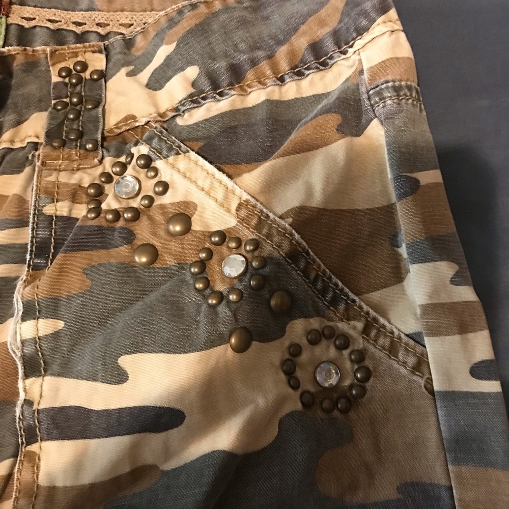 Great condition Miss me Jeans size Large